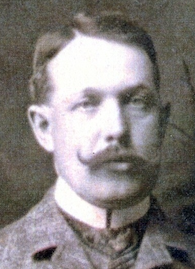 Jan Hibbeln (31) in 1905 op bezoek bij familie in Amerika.